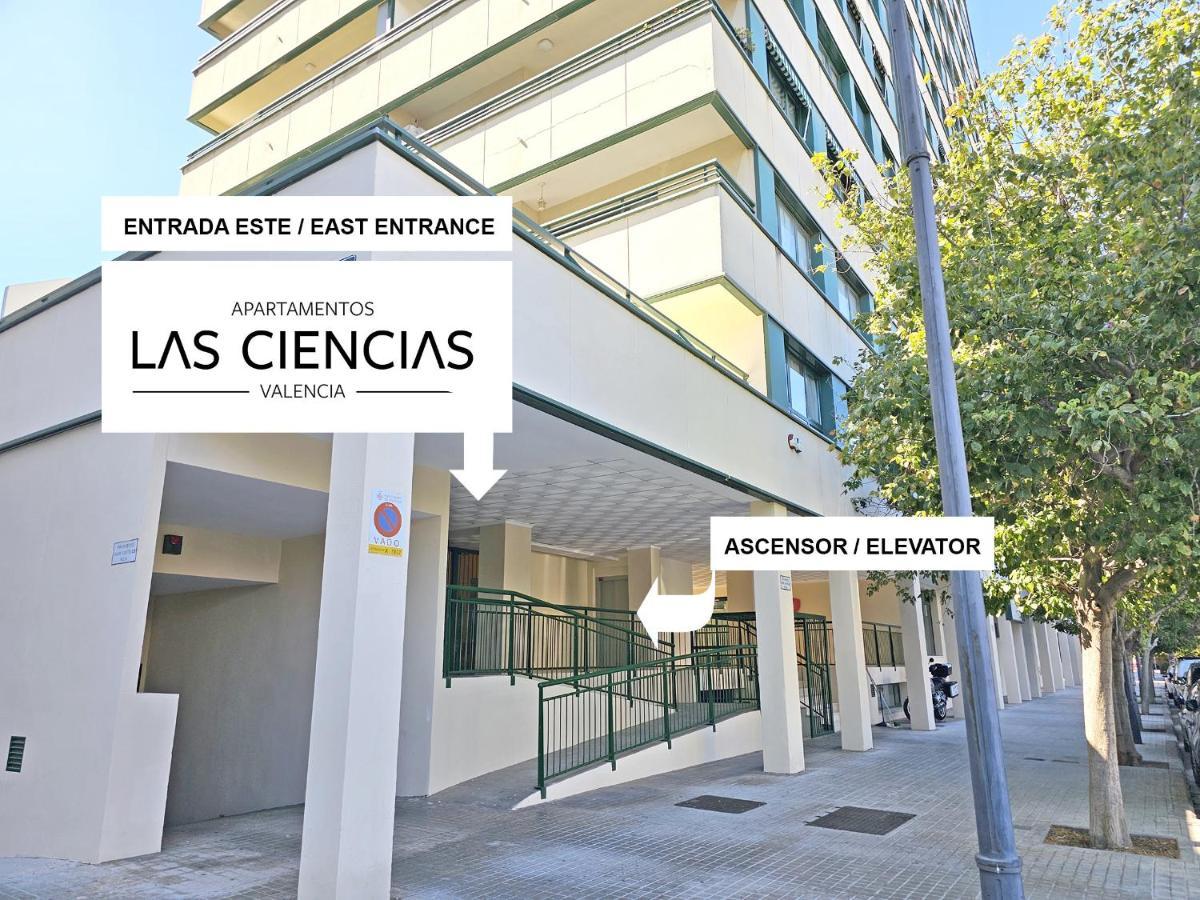 Apartamentos Las Ciencias R Валенсия Екстериор снимка