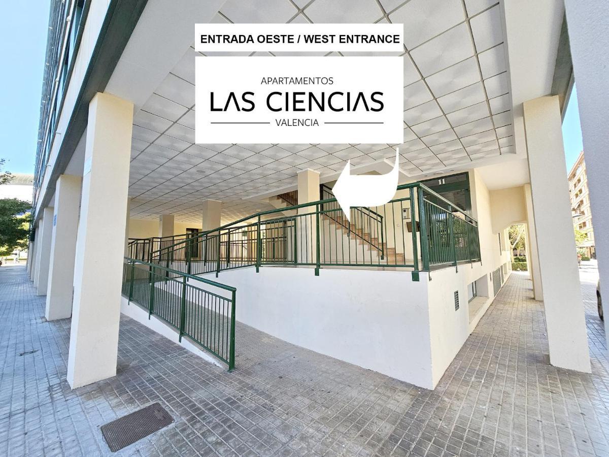 Apartamentos Las Ciencias R Валенсия Екстериор снимка